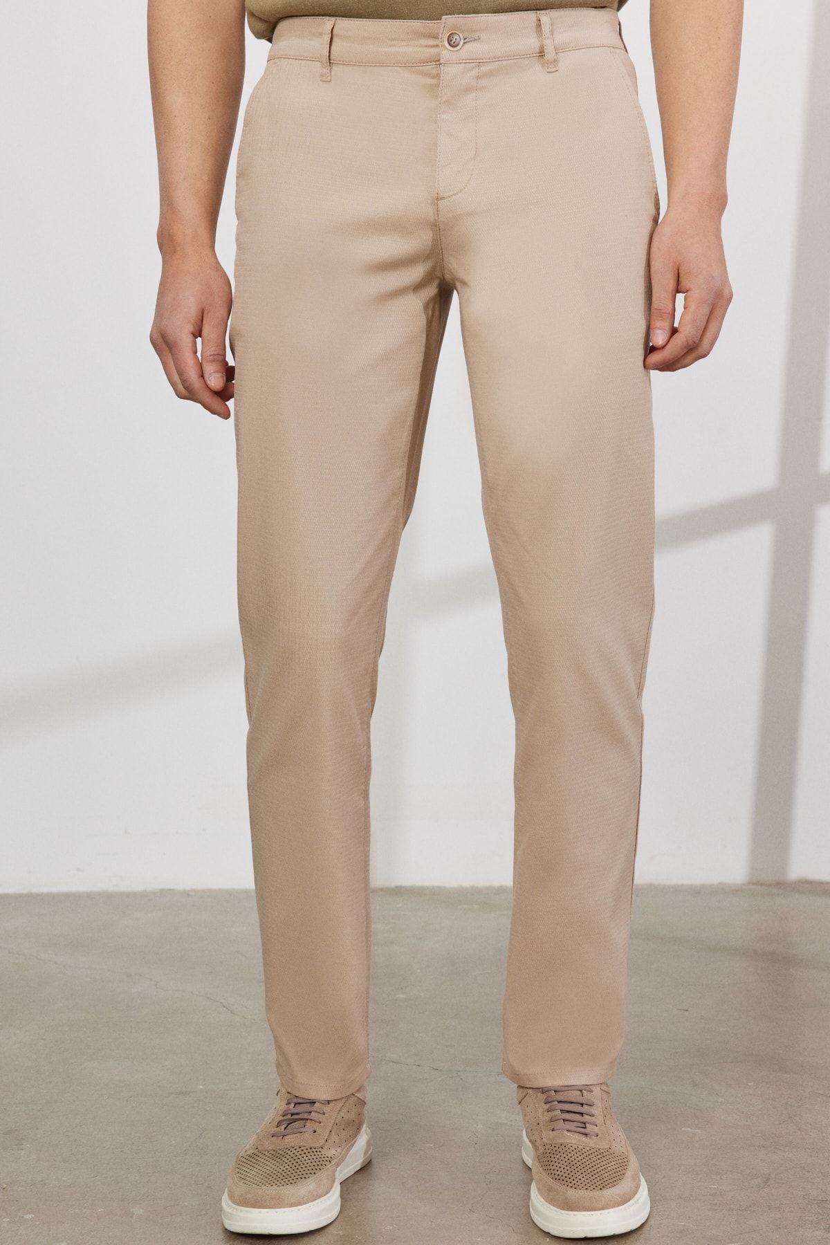 Men's beige comfort fit comfortable cutting side pocket cotton patterned flexible pants