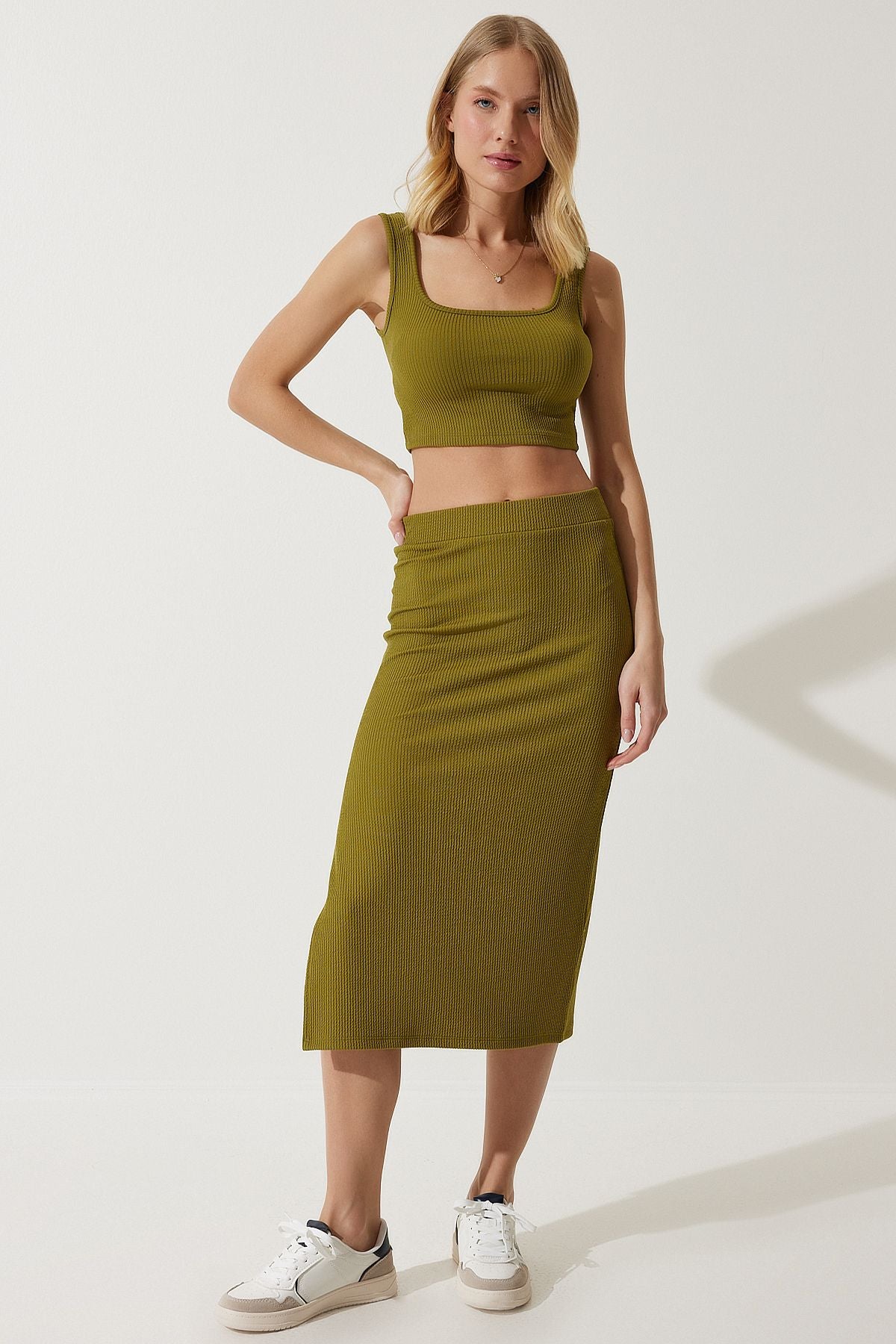 Women's Oil Green Hanger Crop pencil skirt knitting set OW00041