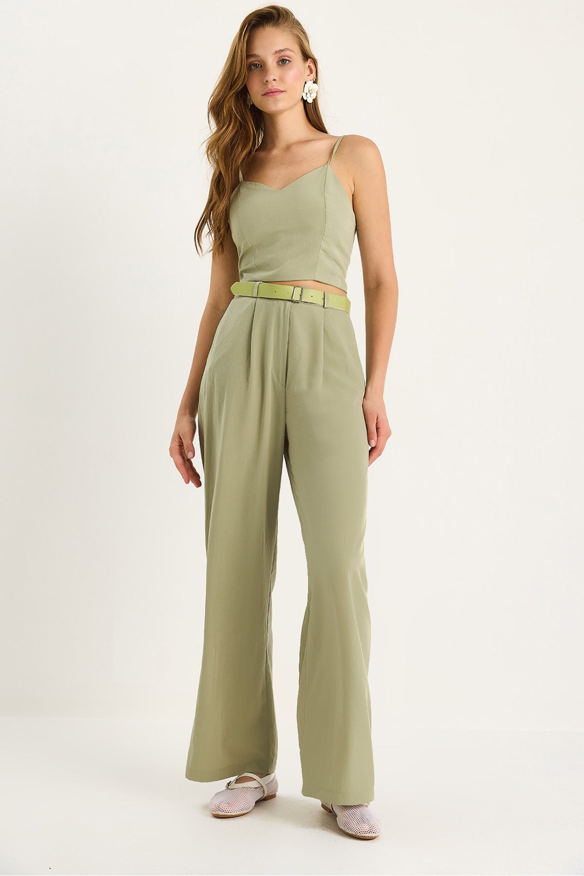 Women's Thin Strap Gipe Detailed Crop Blouse with Belt Pocket Loose Trousers Set 9379 60281104