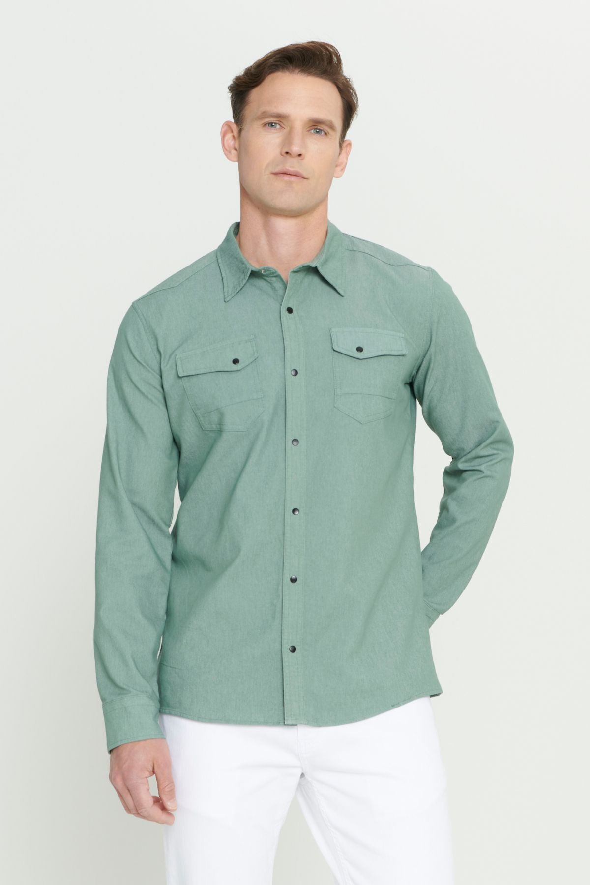 Men's green slim fit narrow cut classic collar cotton shirt