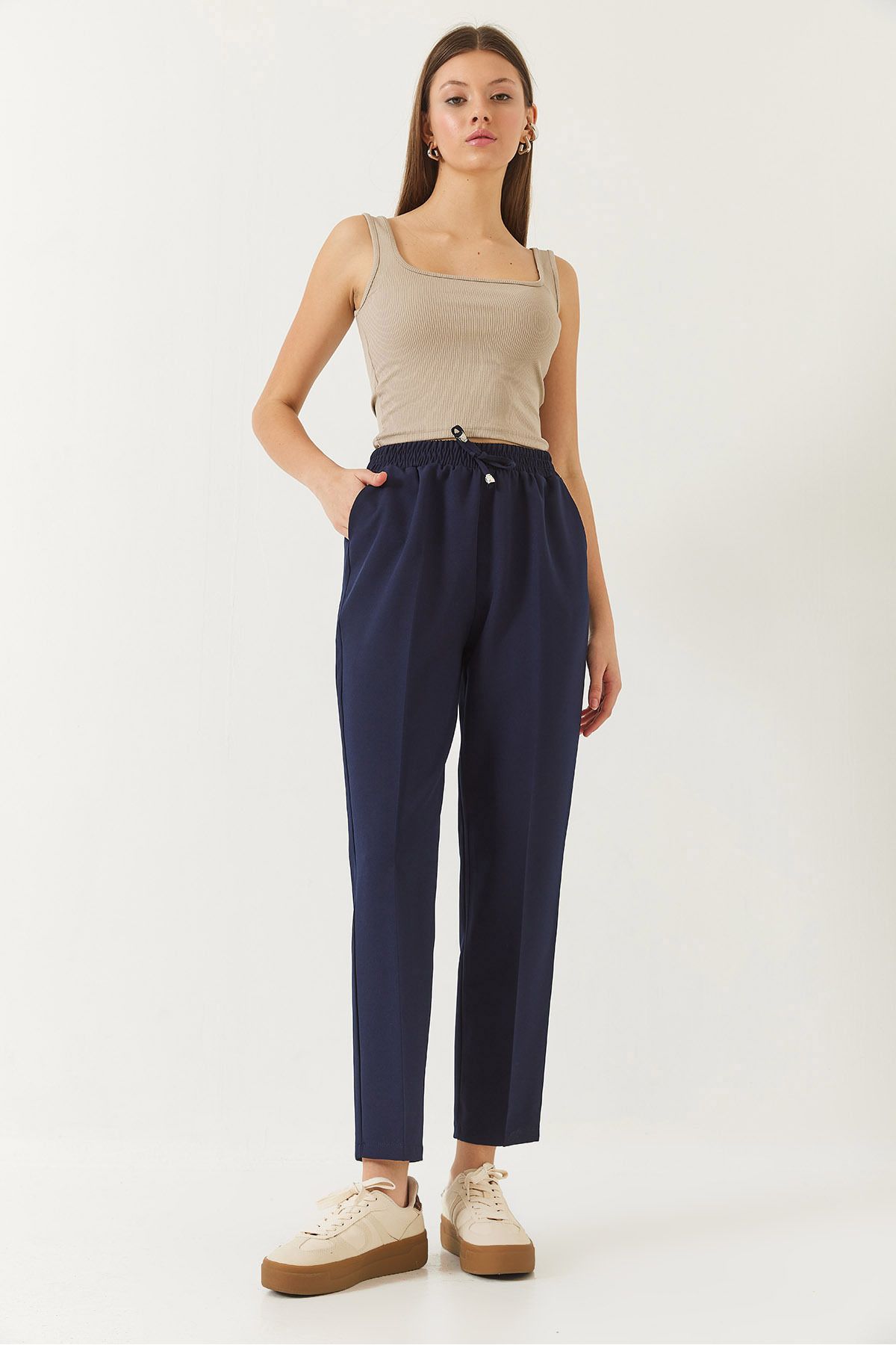 Carrot slaughter pants with double pockets with a woman waist rubber 80178 60271079