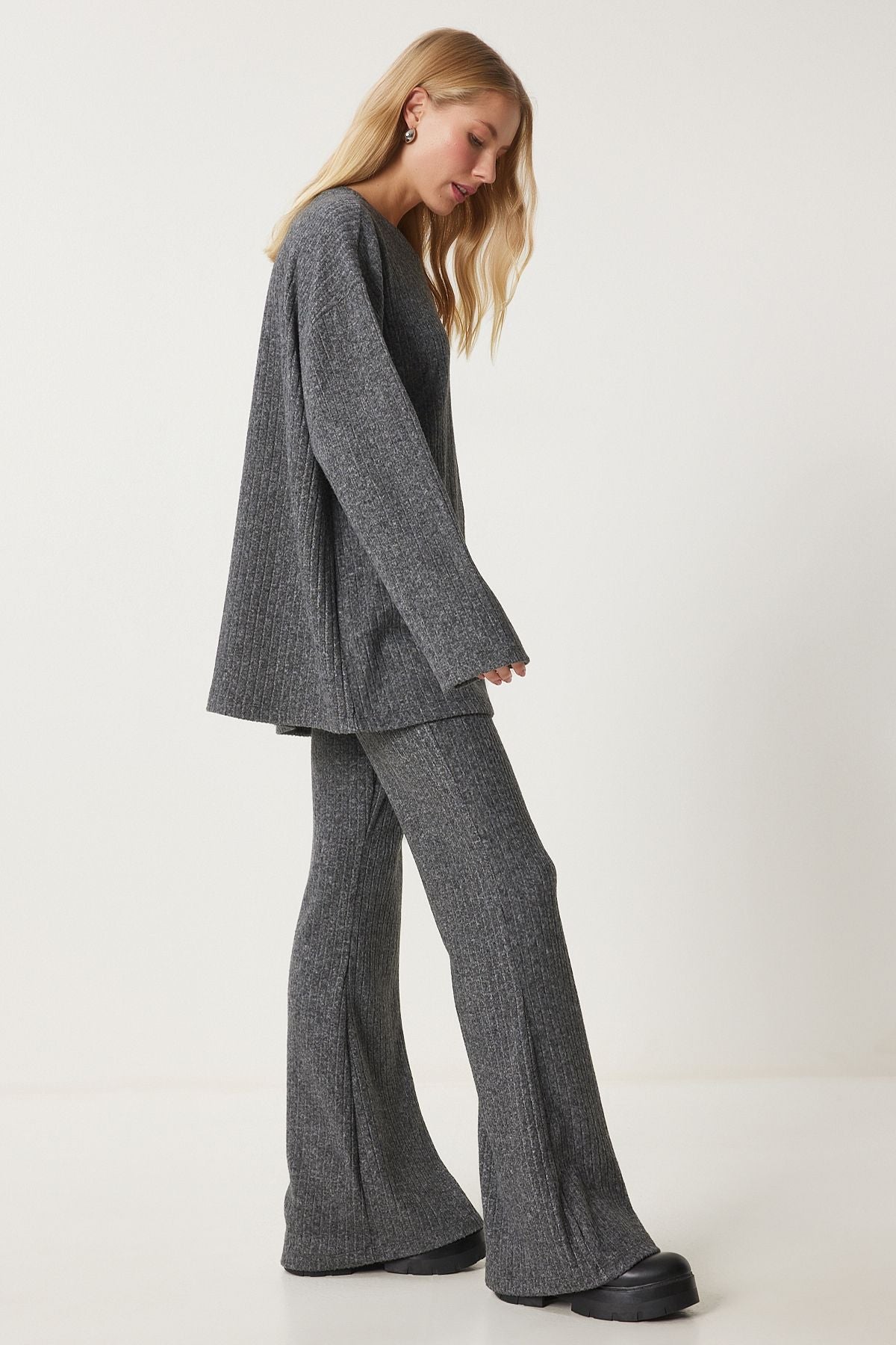 Woman anthracite comfortable wick knitted blouse trousers set RG00047