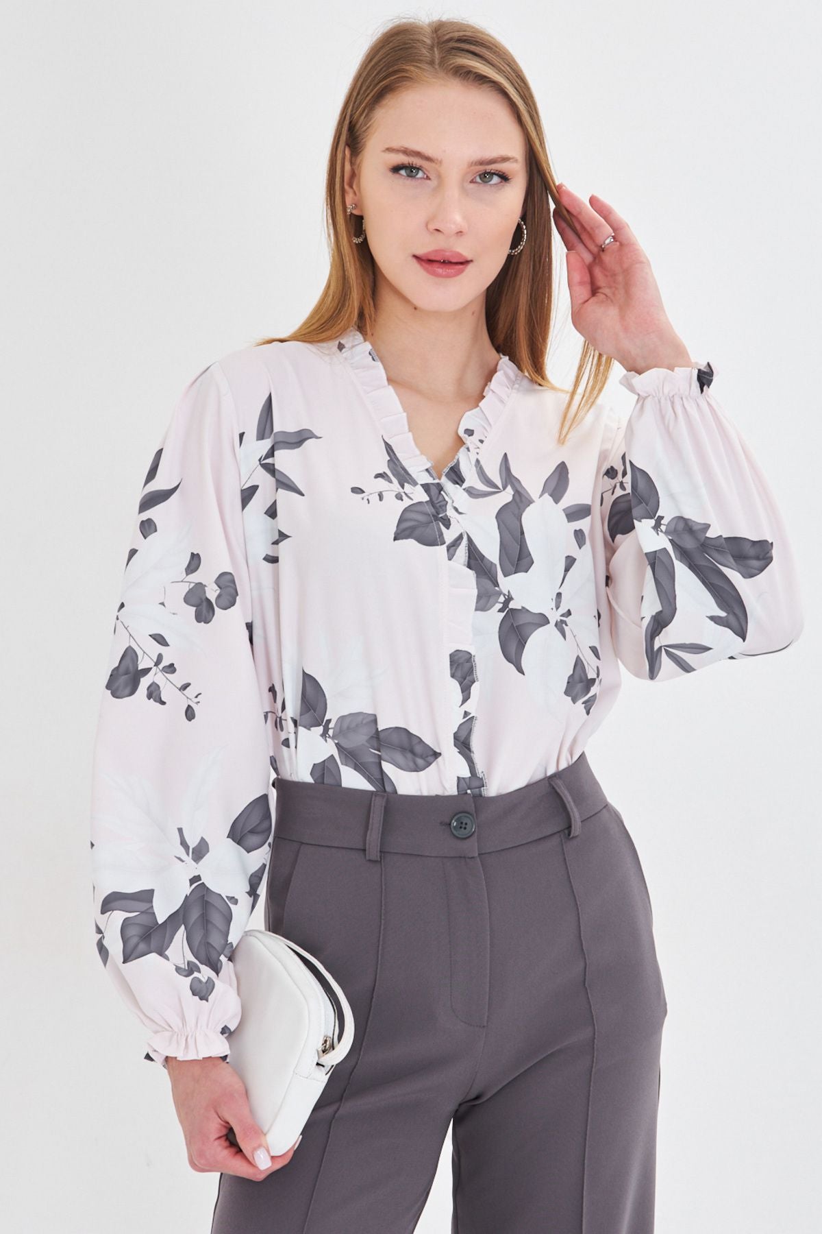 Female Gray Side and Ruffle Arms with Rubbins Long Sleeve Blouse ARM-25Y001015