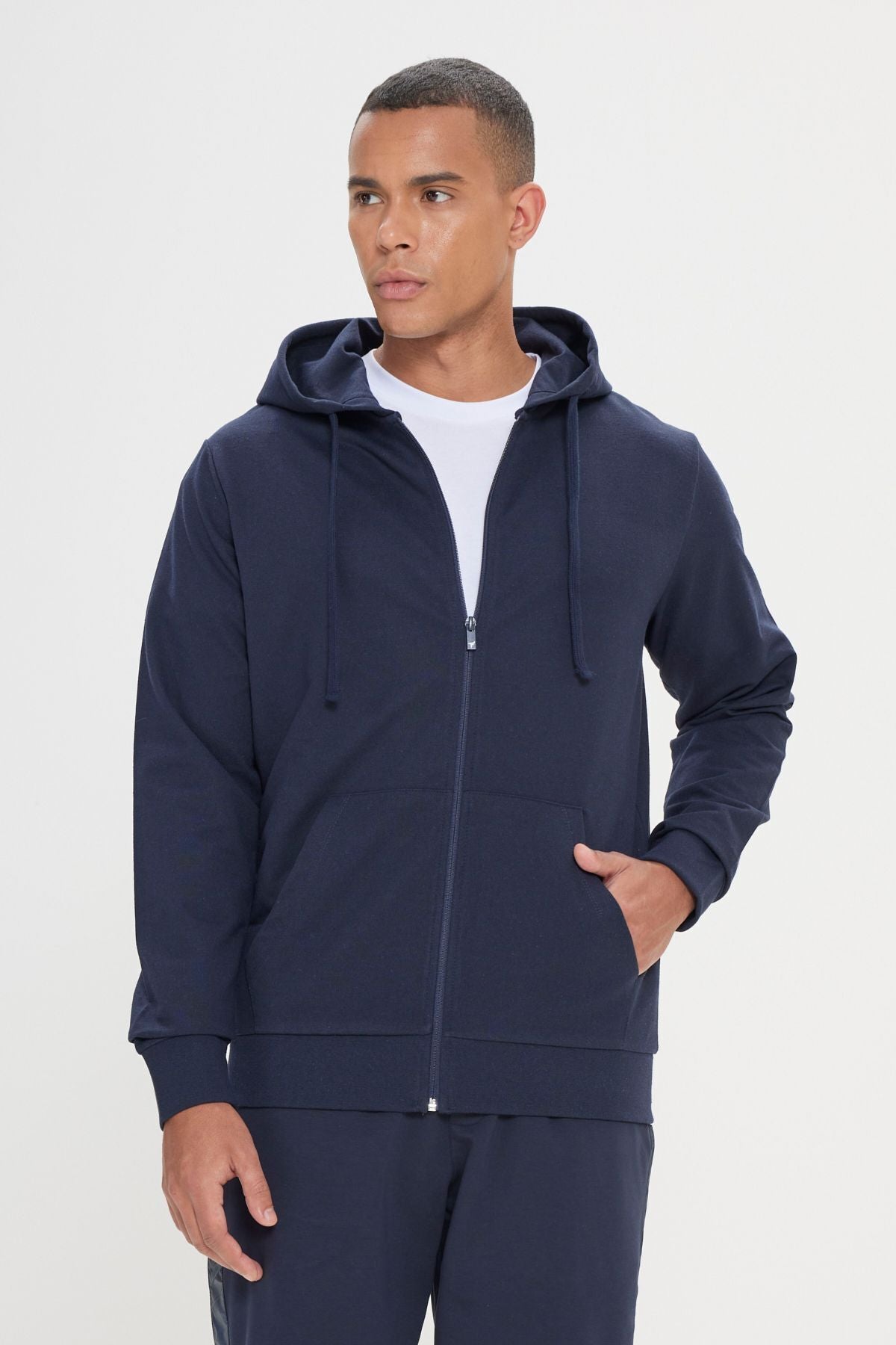 Men's navy blue standard fit normal cut 2 IP cotton hooded sweatshirt