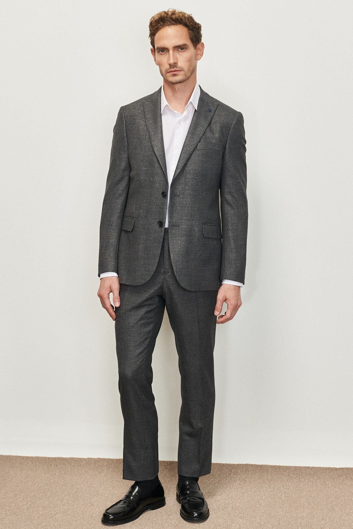 Men's anthracite slim fit narrow cut swallow collar patterned suit suits