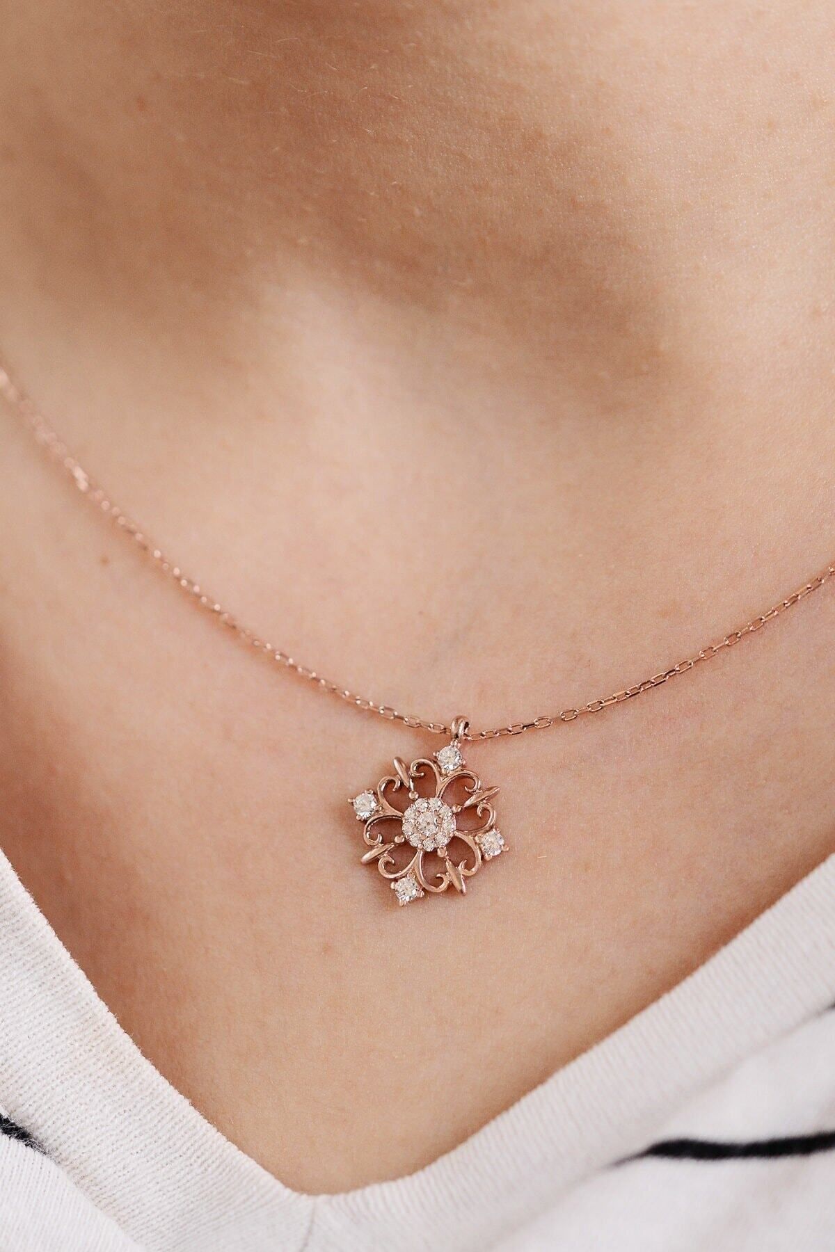 Minimal Clover with Tassel 14 K Rose Gold Plated Women Necklace