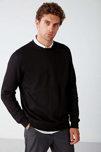Travis Men's Soft Fabric Regular Fit Round Collar Black Sweatshirt