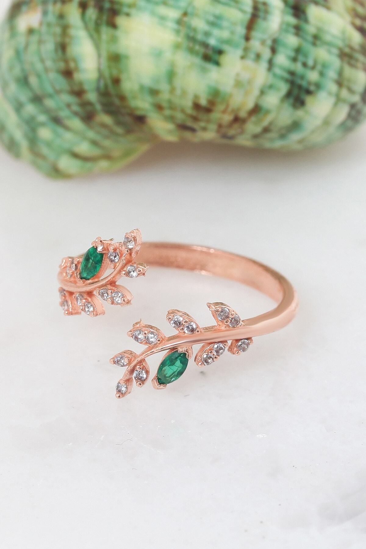 Acacia Flower Green Adjustable 14 K Rose Gold Plated Woman Ring