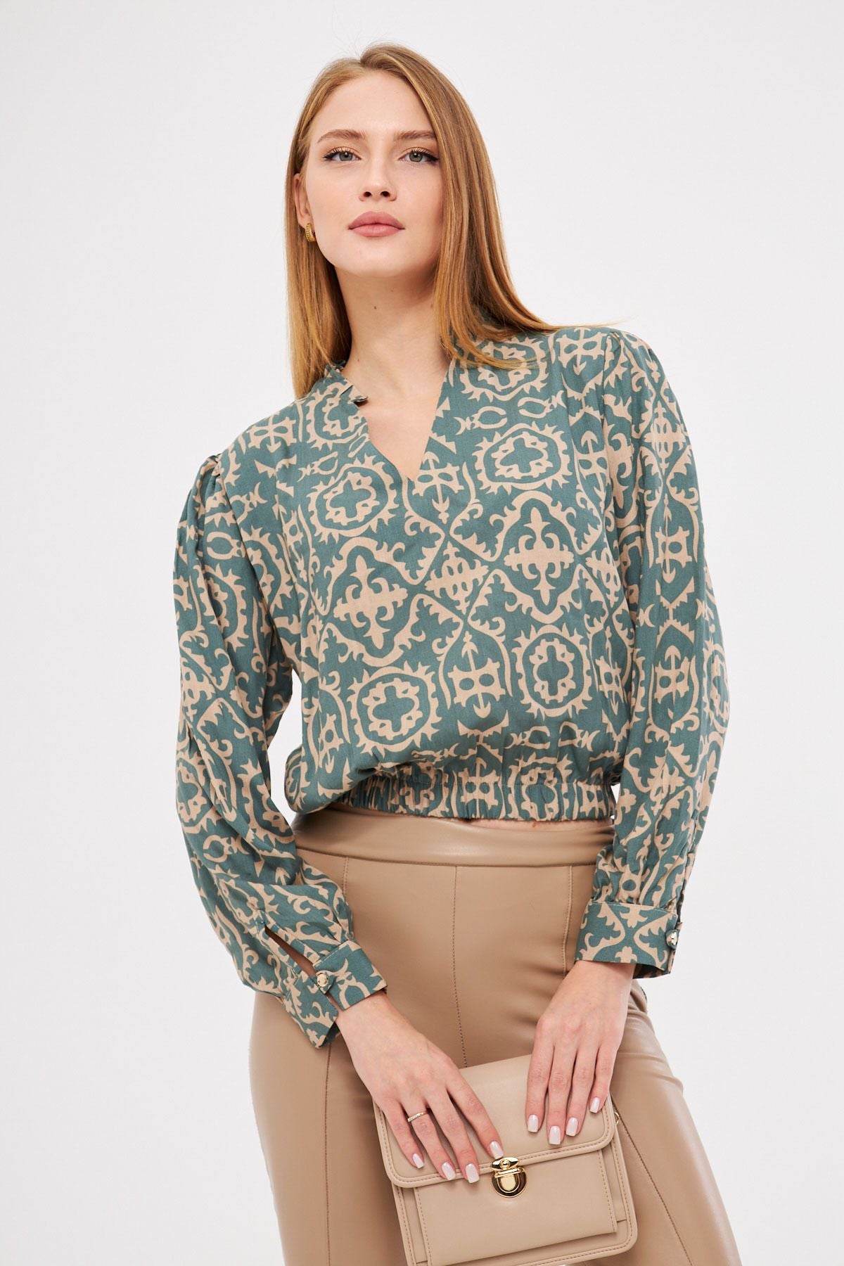 Women's Çağla Green V-Neck collar Pile Detailed Waist Waist Bluke Blouse ARM-25K001003