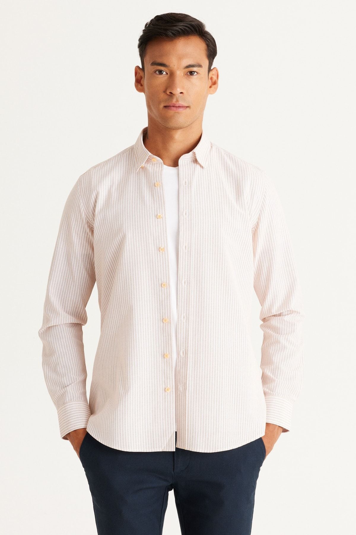 Men's white-orange slim fit narrow-cut hidden buttoned collar cotton striped shirt