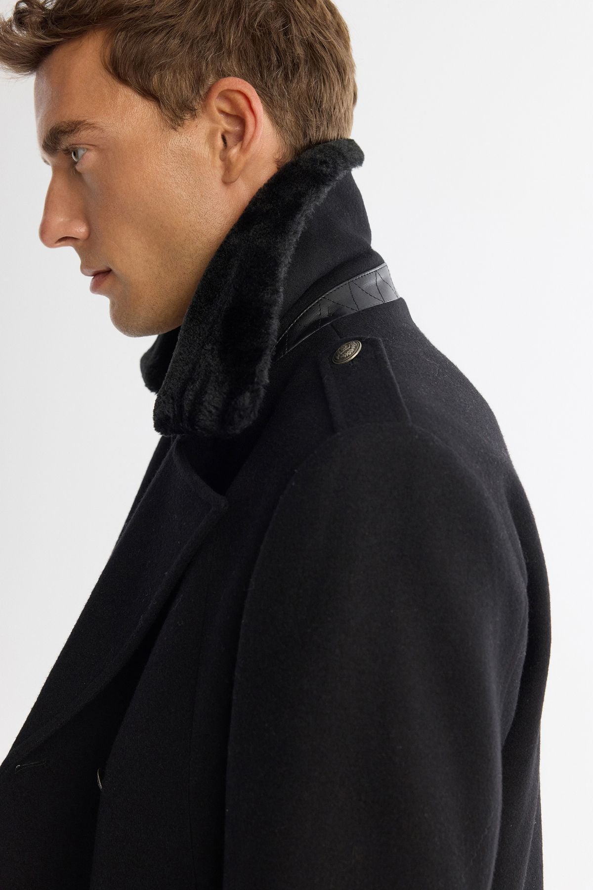 Men's black cruiser closing woolen collar Removable furred stamp coat a42y6099