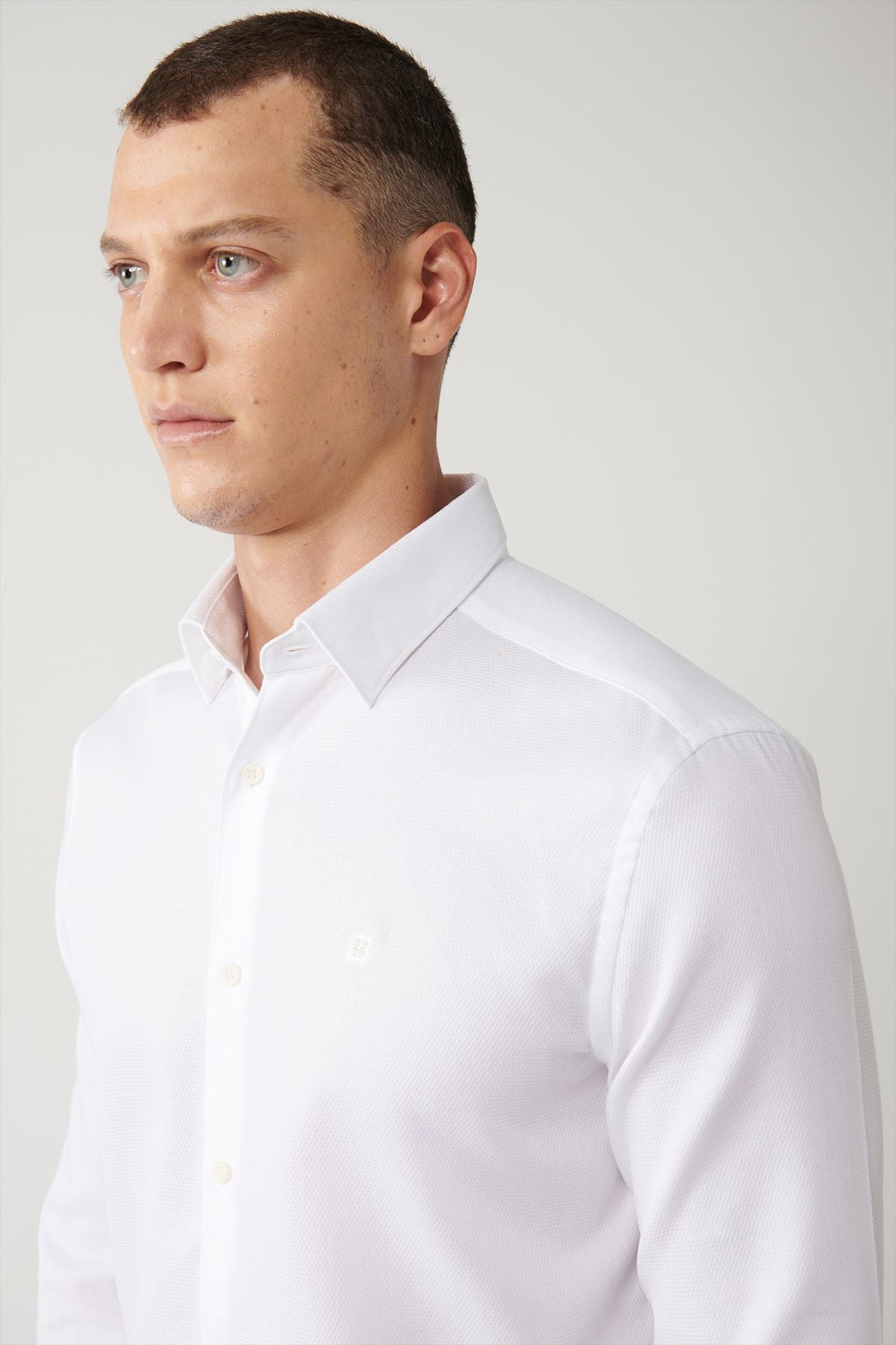 Men's white 100 %cotton classic collar 100 %Cotton Amelor Shirt A41y2033