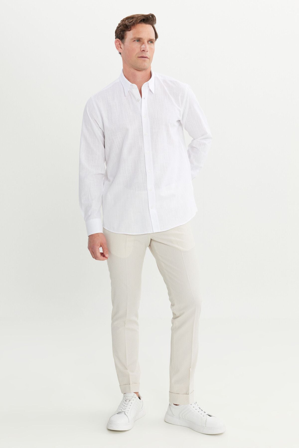 Men's White Comfort Fit comfortable cut hidden button collar 100 %cotton pennant shirt