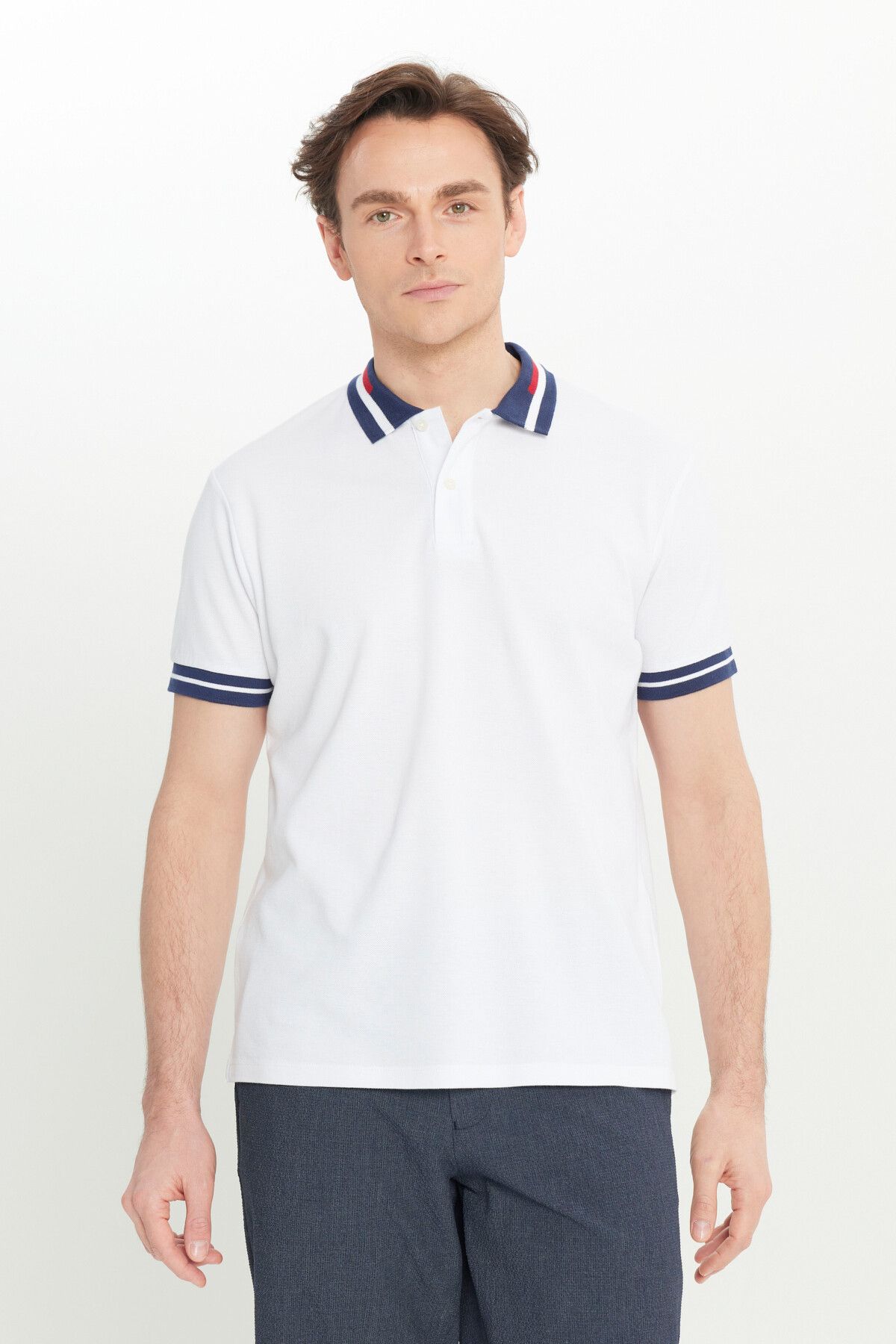 Men's white slim fit narrow cut 100 %cotton Curgered Polo Yaka T -shirt
