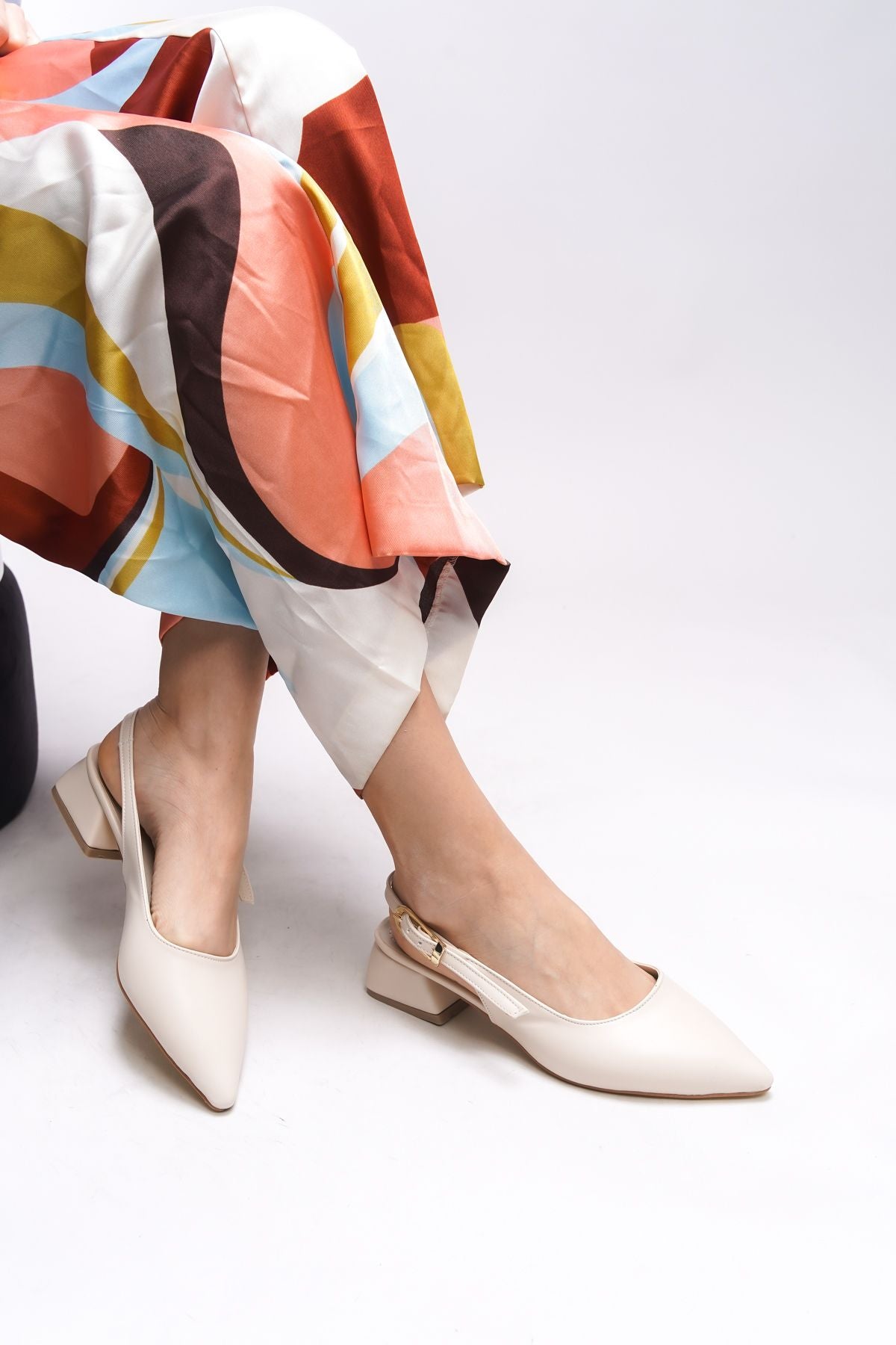 Tyltora Behind the Back of the Woman Open Pointed Nose Heeled Shoes 0012303 Skin