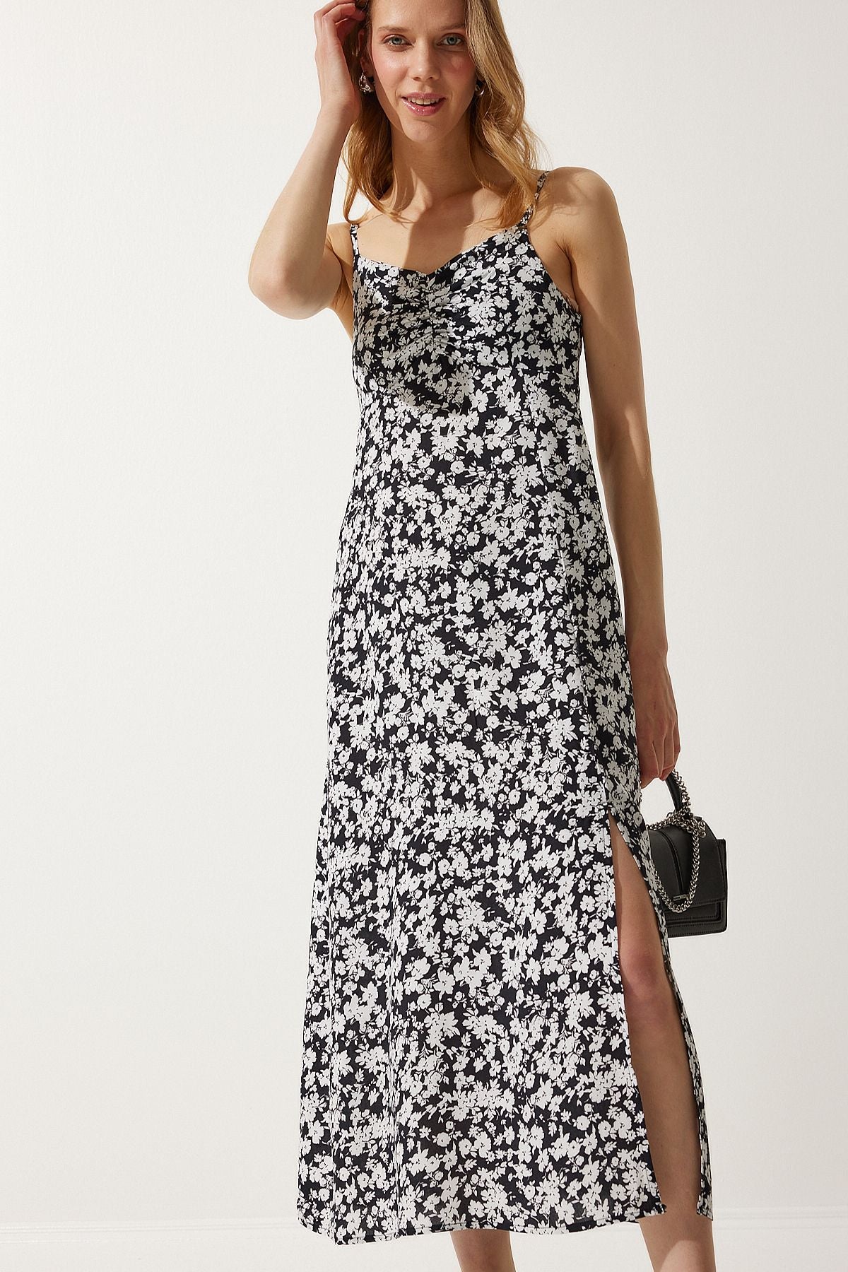 Female Black and White Hanger Patterned Viscose Dress UB00236