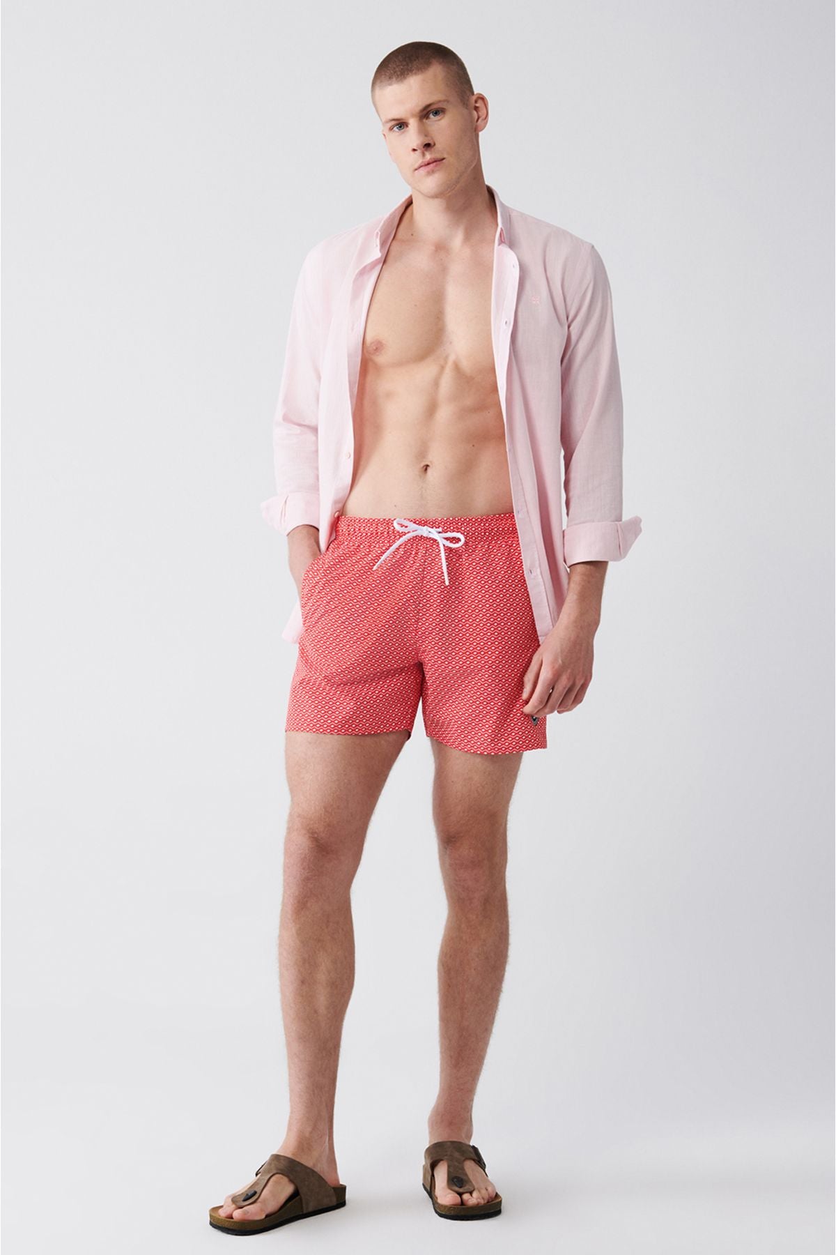 Men's red-white fast-drying printed standard size swimsuit sea shirt E003802