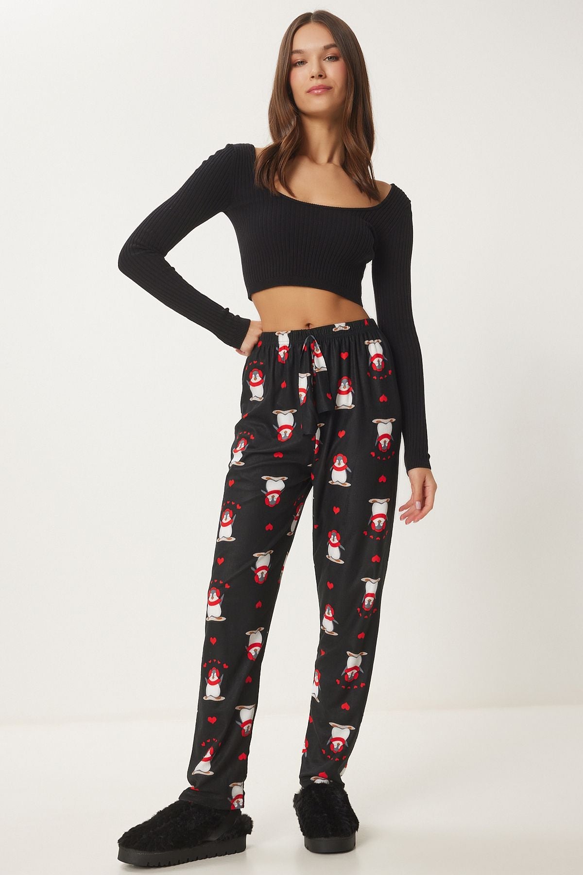 Women's black patterned soft textured knitting pajamas six Ce00089