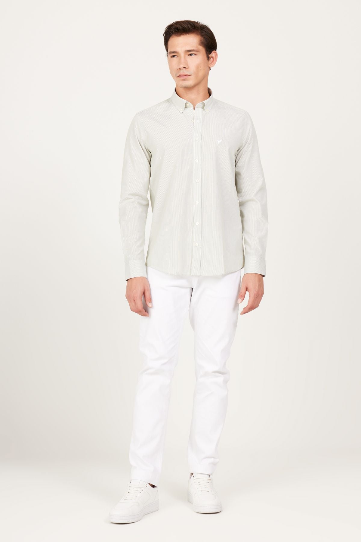 Men's green-white slim fit narrow cut buttoned collar cotton striped shirt