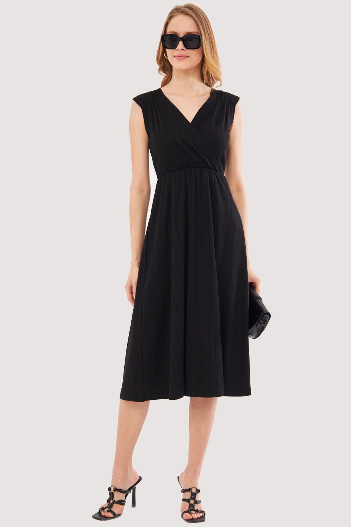 Female Black Waist and Shooter Skirt Cruishe collar Midi Boy Dress ARM-24Y001017
