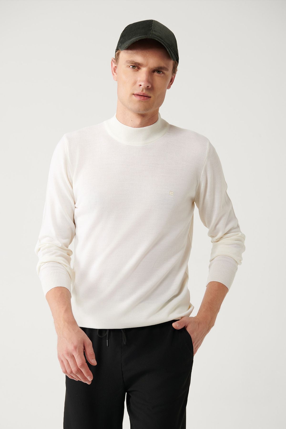 Men's Ecru Half Fisherman Neck Wool Mixed Knitwear Sweater B005015