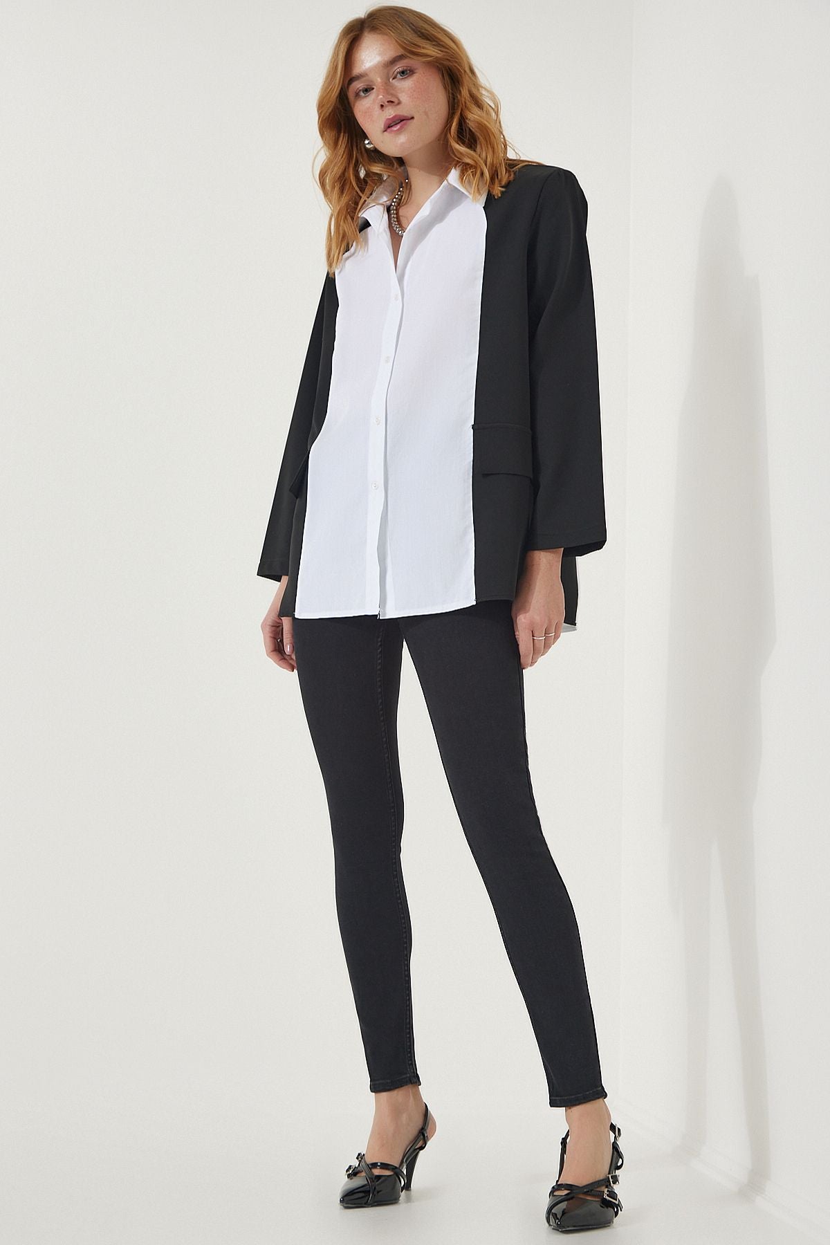 Woman Black and White Jacket -looking Oversize Design Shirt KJ00006