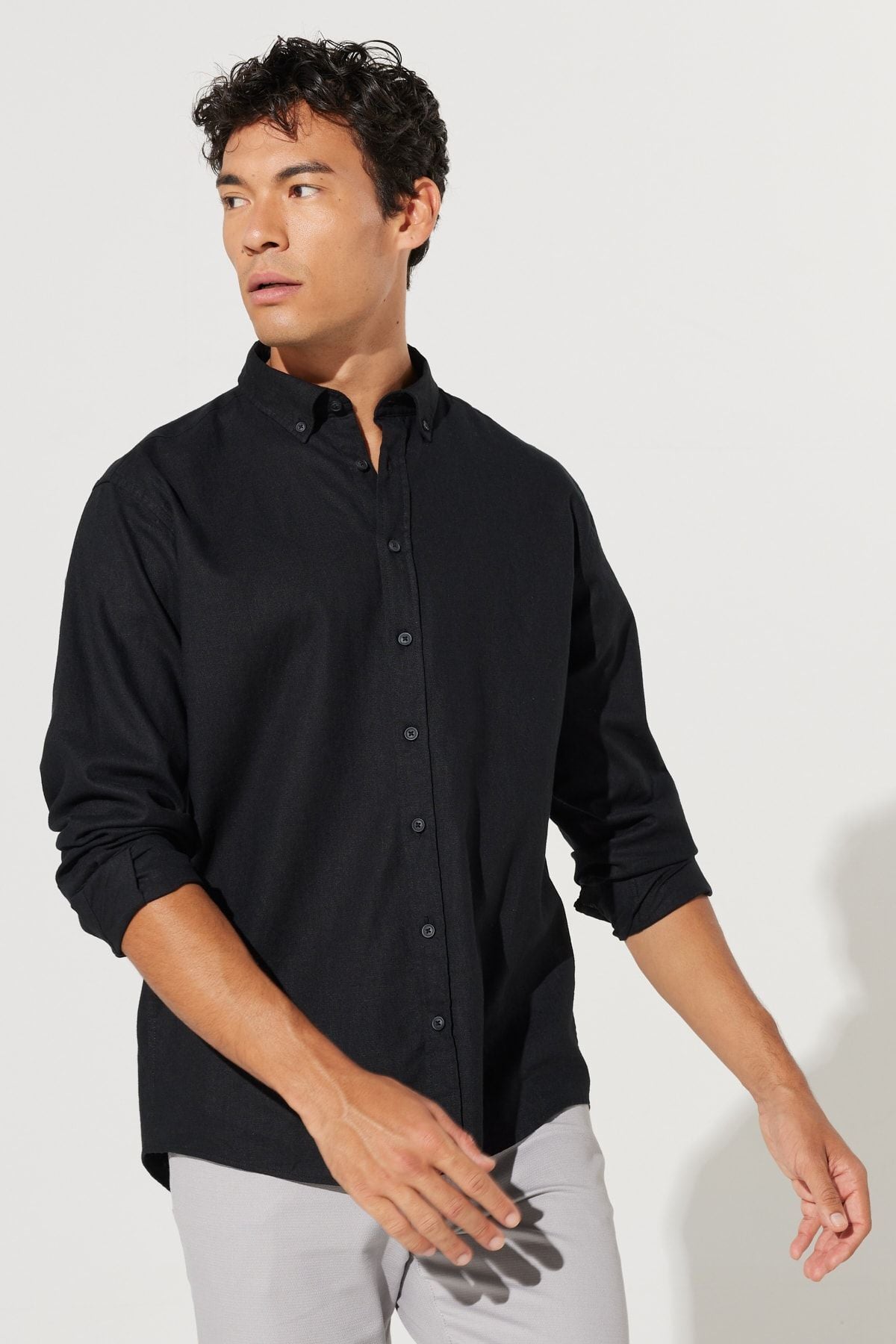 Men's black linen comfort fit comfortable cut buttoned collar shirt