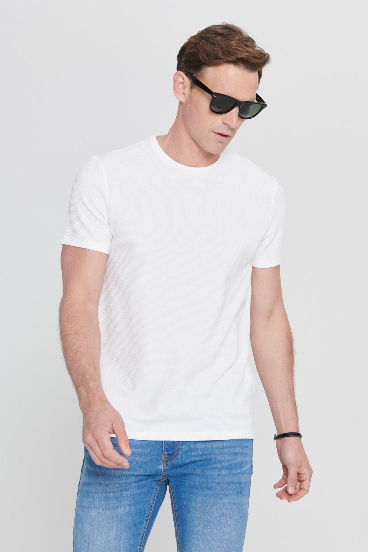Men's white slim fit narrow cut modal bike collar soft button flexible basic t -shirt