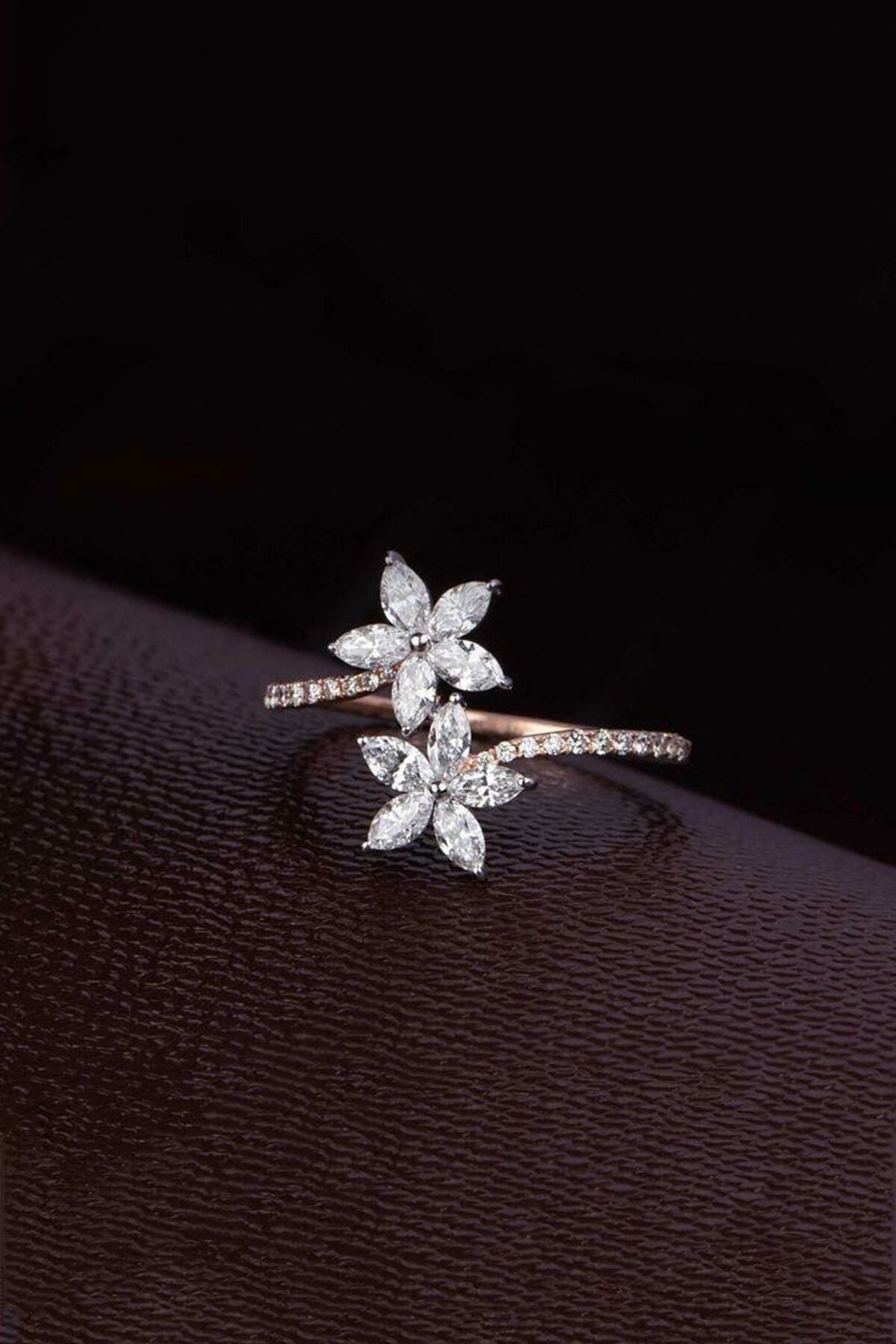 Remember Me Flower White Stone Adjustable Woman 14 K Rose Gold Plated Ring