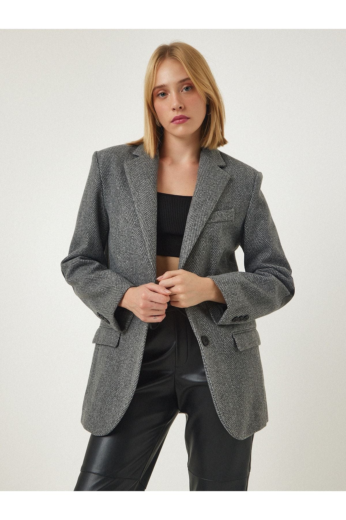 WOMEN GRAY Premium Cruve Cruve Wool Fish R back Stamp Jacket FN03107