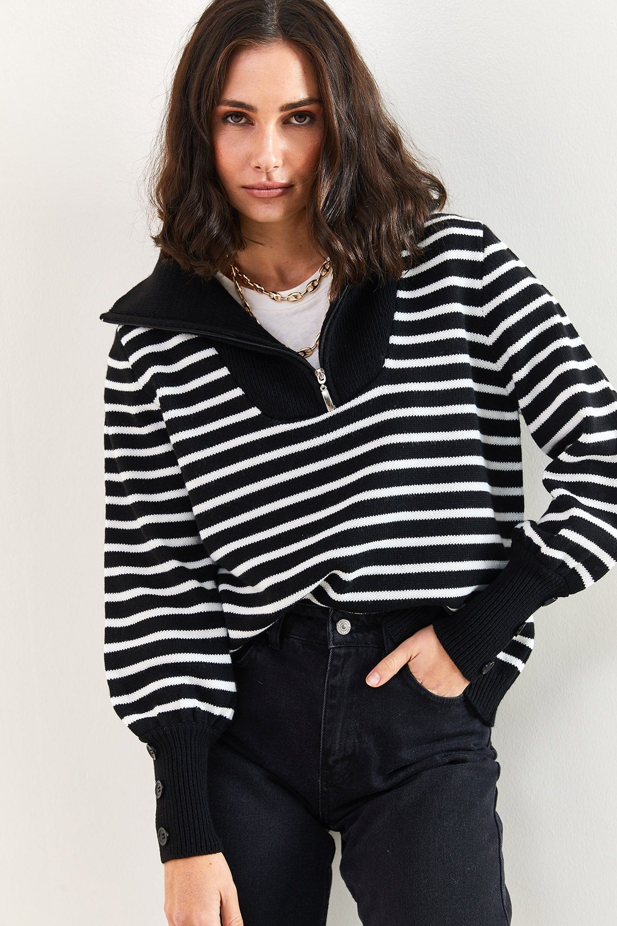 Women's Turtleneck Zipper Sleeves Button Patterned Sweater 20223206