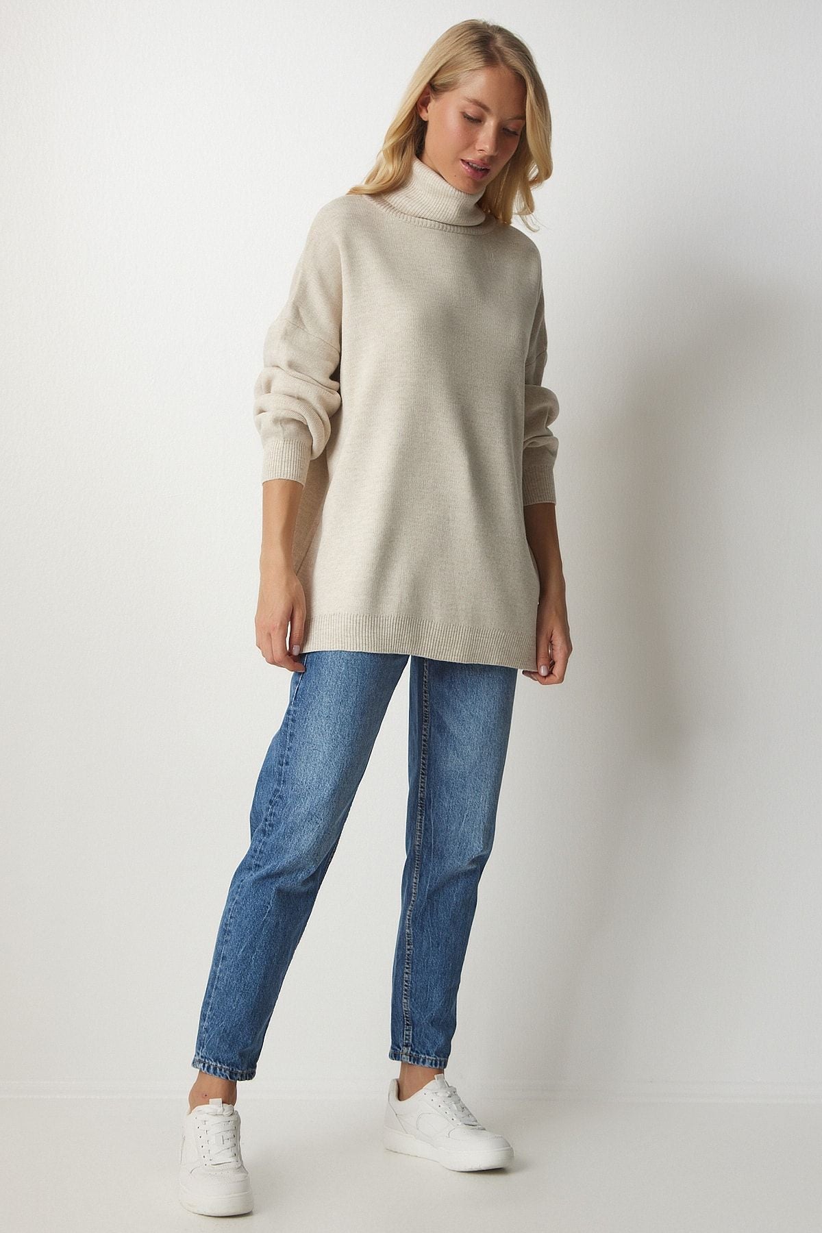 Female beige fisherman collar overlooking knitwear sweater BV00084
