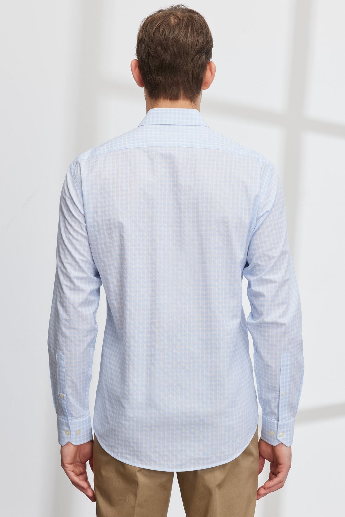 Men's White-Blue Comfort Fit Casual Cut Classic Collar 100 %Cotton Square Shirt