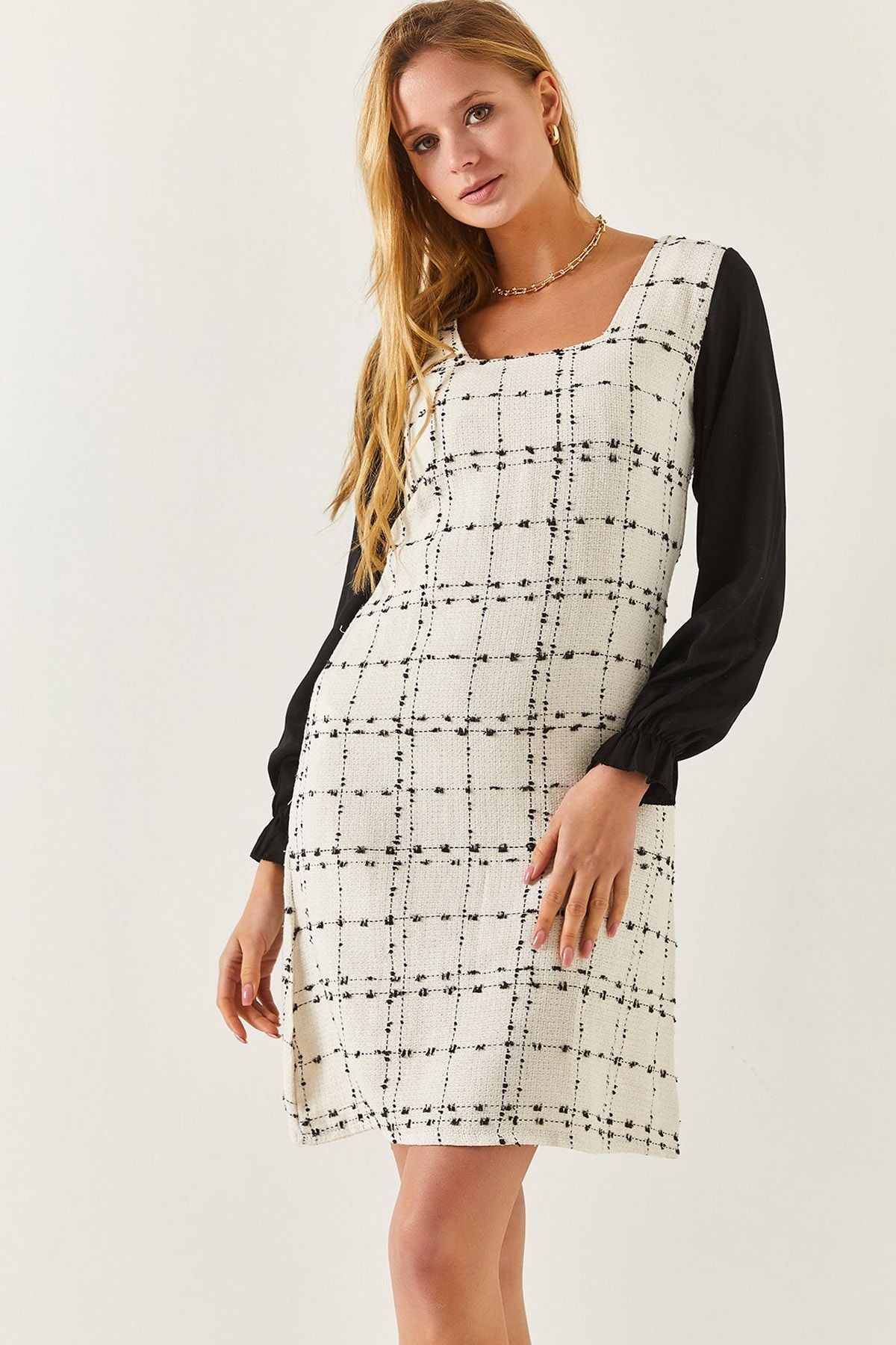 Women's White Plaid Square Collar Long Sleeve Dress Arm-22y001182