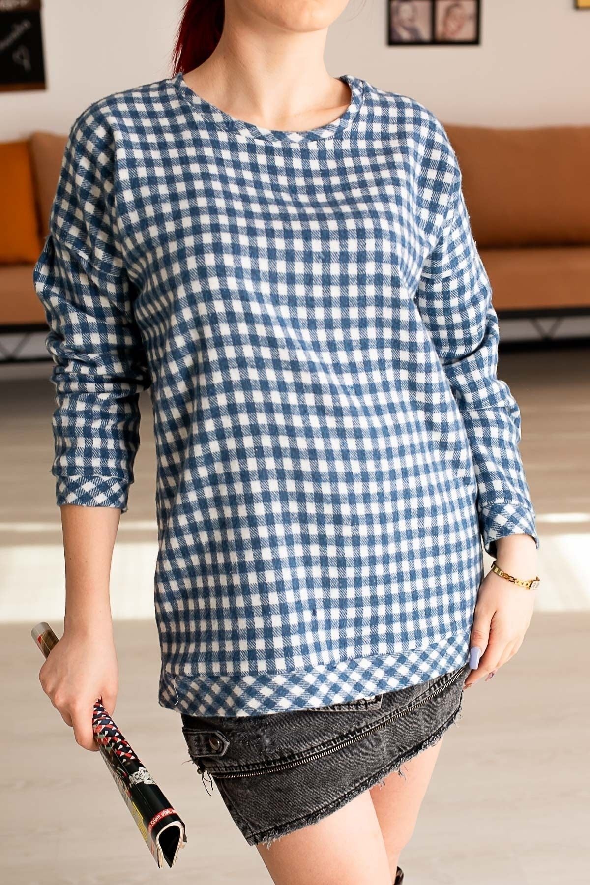 Women's Indigo Plaid Pattern Round Collar Oversize Sweatshirt Arm-23y001039