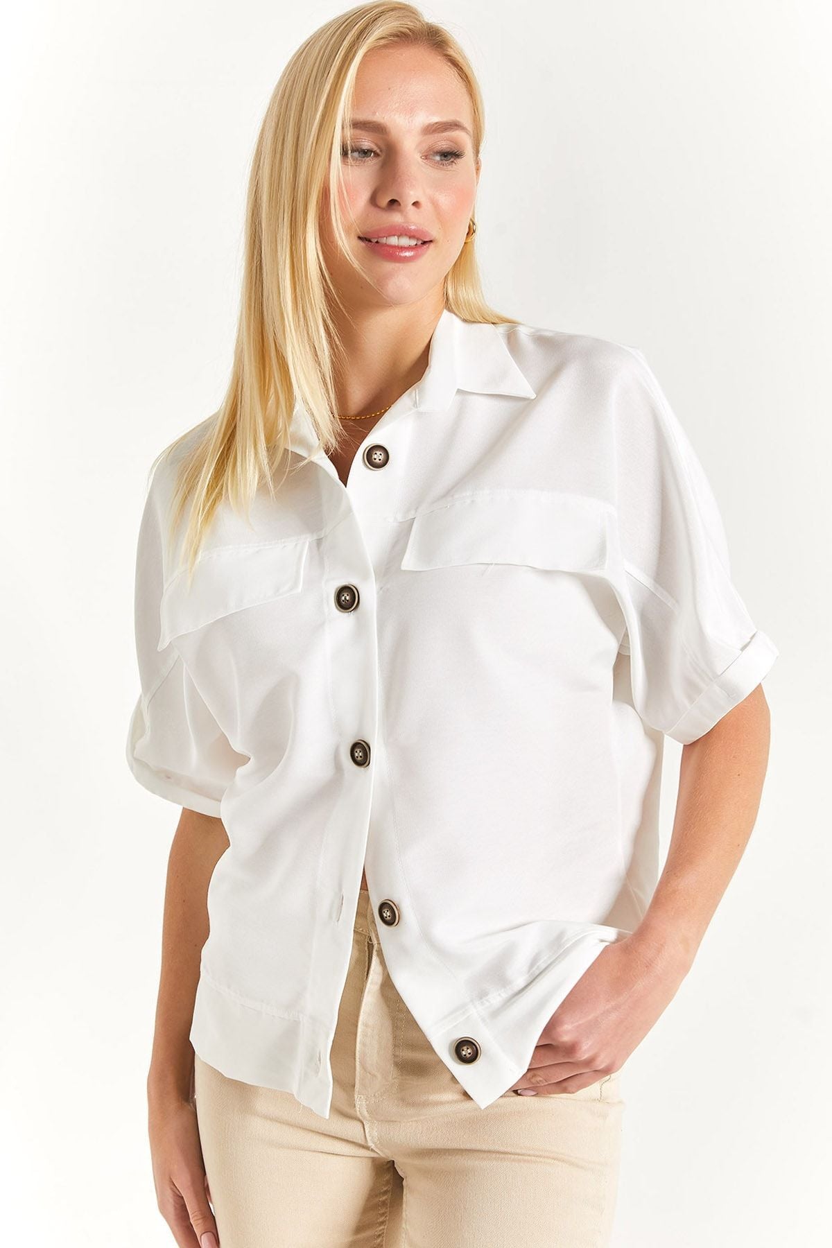Women's White Bat Sleeve Pocket Detailed Shirt Jacket Arm-23y001065