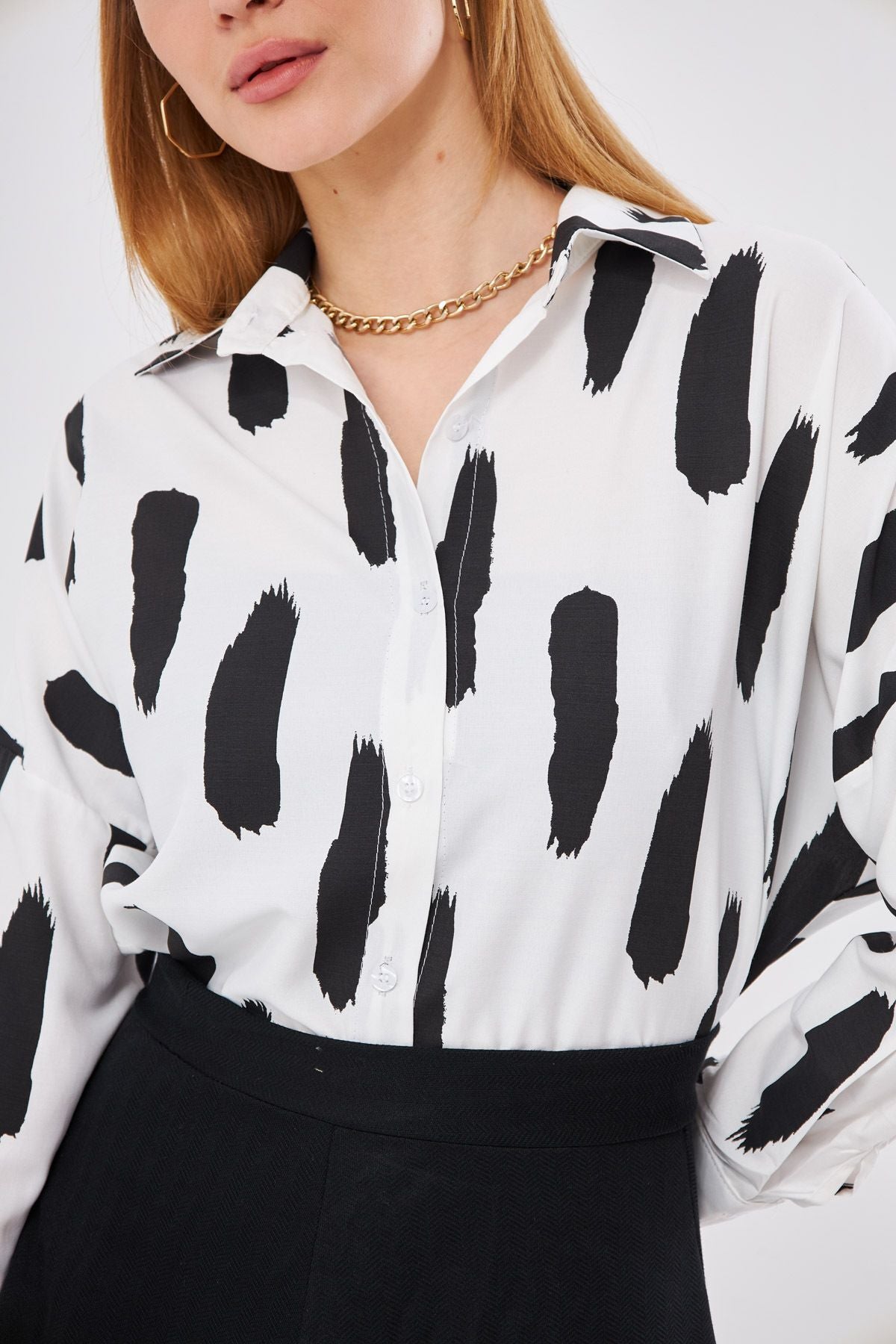 Women's Black Brush Pattern Oversize Long Basic Shirt ARM-22Y001141