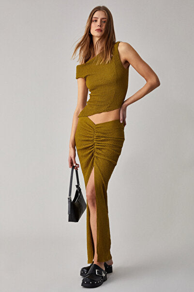 BONIA Women's Slim Fit Knitted Slit Detailed Green Skirt