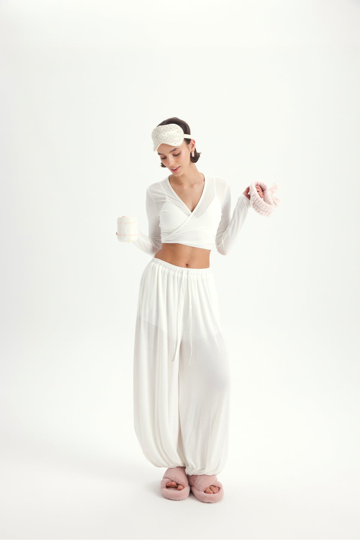 Ecru Crop Shalwar Trousers Set with Vein Tie