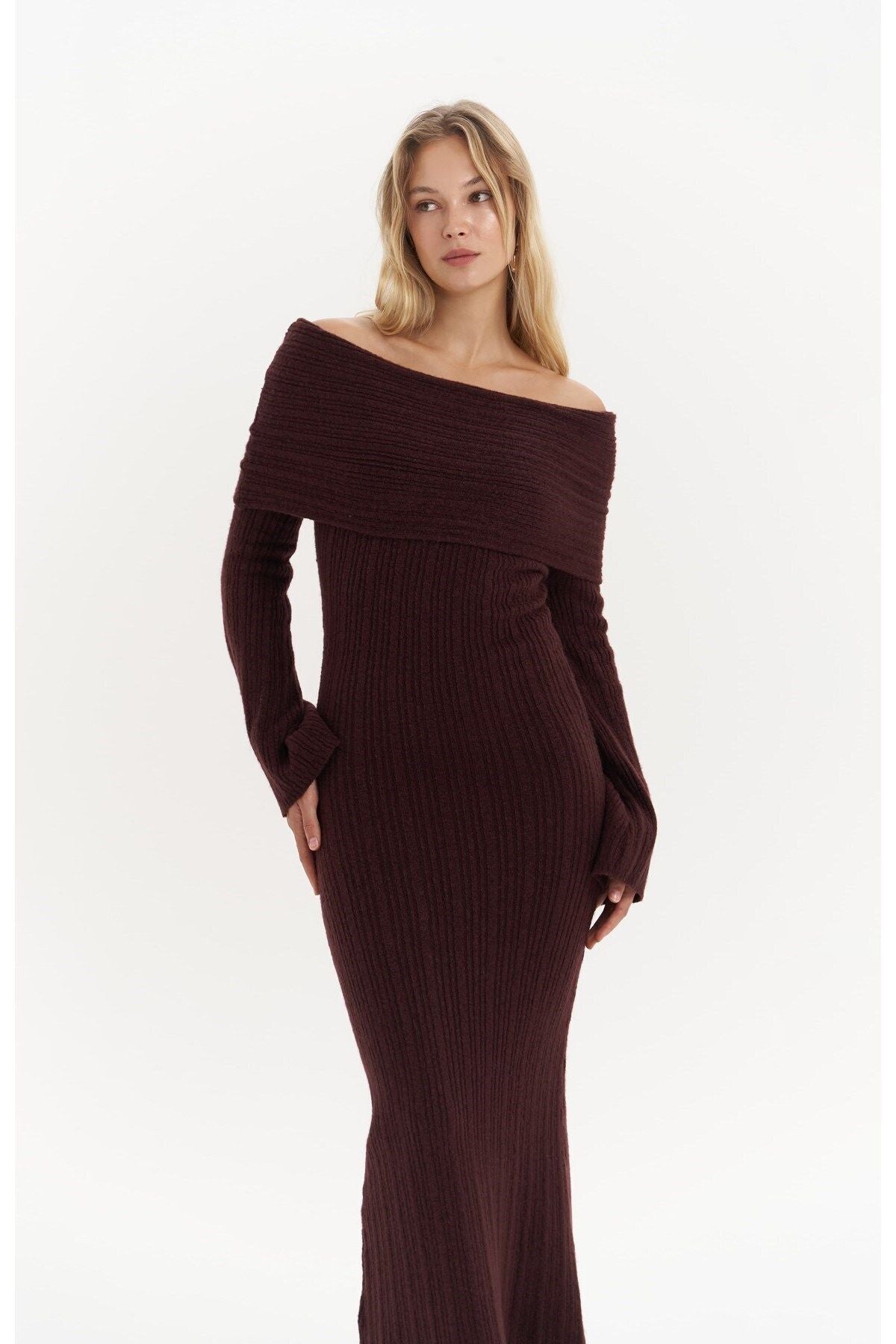 Valencia Carmen Collar Claret Red Long Knitwear Dress