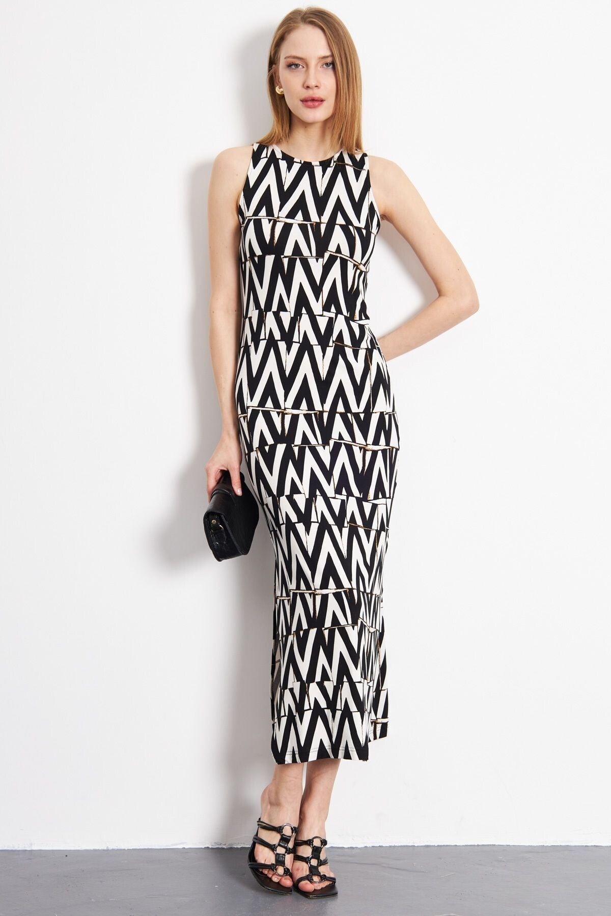 Women's White-Black Crew Neck Sleeveless Slit Long Dress ARM-23Y001090