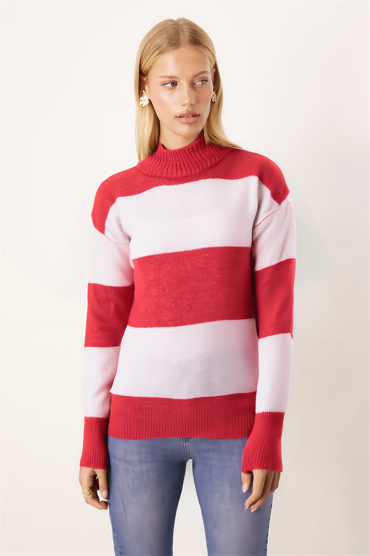 Women's Red Stand Collar Two Color Knitwear Sweater ARM-26K136061