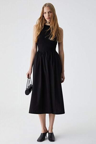 Pani Aire Women's Boat Neck Top, Stretchy Viscose Bottom, Wide Poplin Woven Sleeveless Black Dress