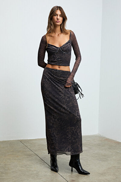 BEULAH Women's Maxi Length Slim Fit Elastic Waist Tulle Batik Patterned Black-Leopard Patterned Skirt