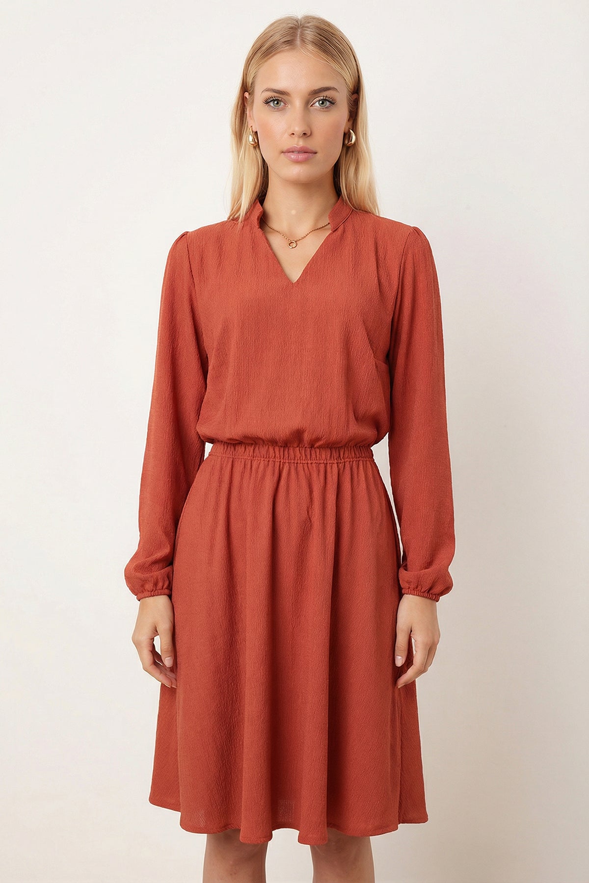 Women's Tile V-Neck Elastic Waist Flared Dress ARM-26K001094