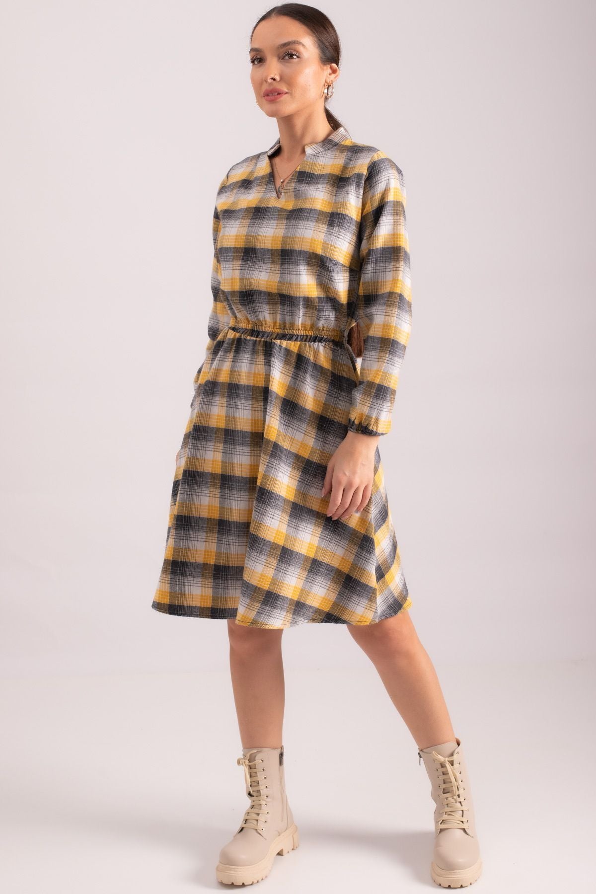 Women's Yellow V-Neck Elastic Waist Plaid Pattern Flared Dress ARM-24K001041