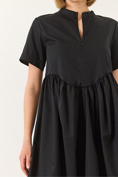 Women's Zipper Collar Pocket Detailed Short Sleeve Poplin Long Dress 60283189