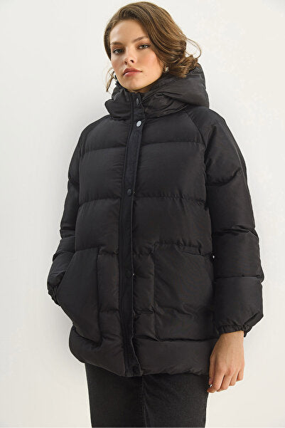 Women's Regular Fit Hooded Zippered Lined Puffer Coat with Pockets 1400 60283685