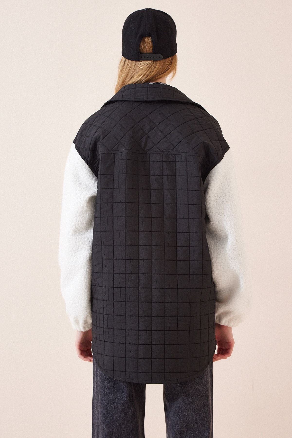 Female Black Polo Yaka Plush Arm Detail Jacket DD01146