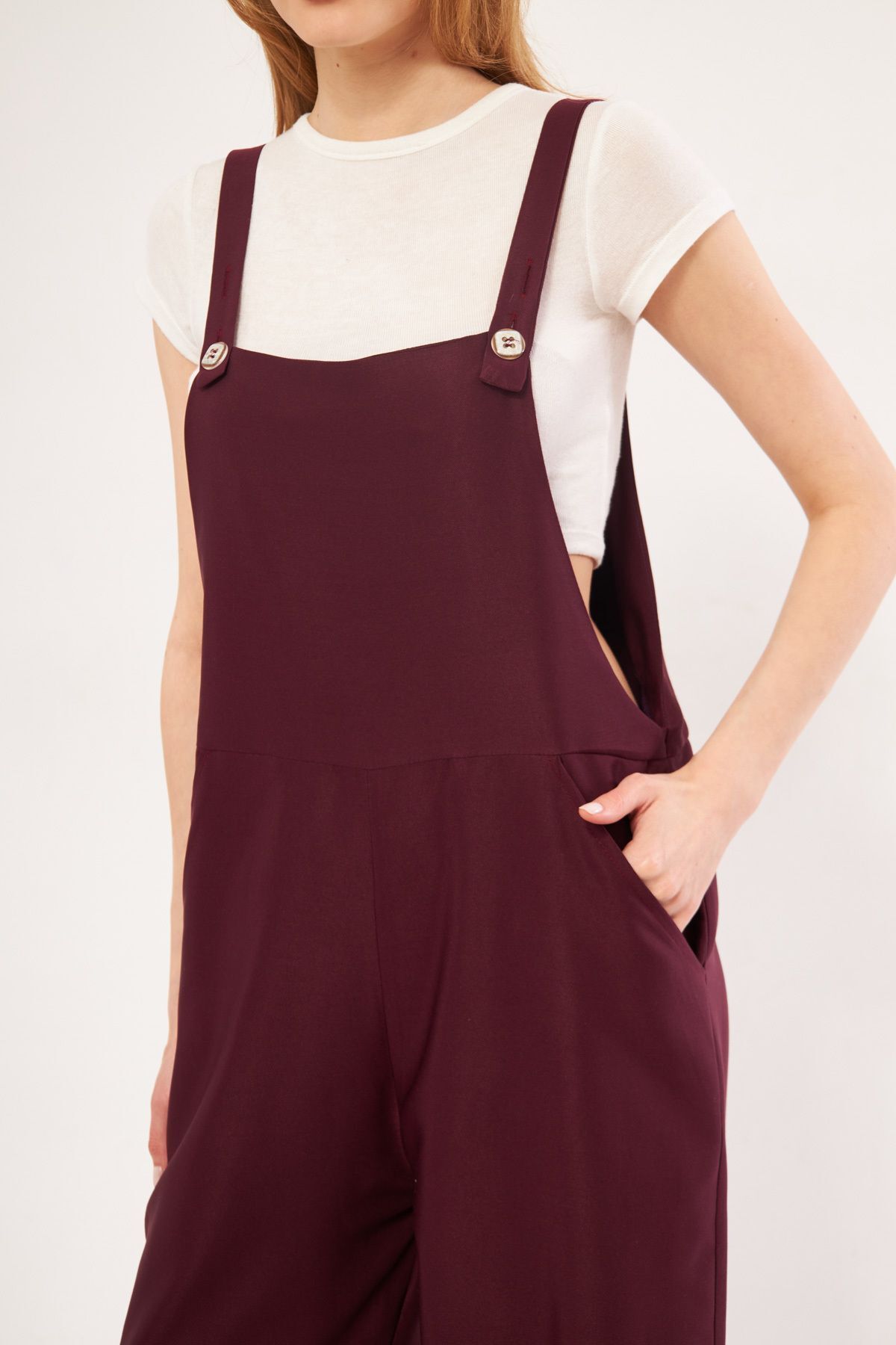 Women's Plum Ikosi Jumpsuit with Pockets and Wide Legs Gardener Model ARM-24Y001043